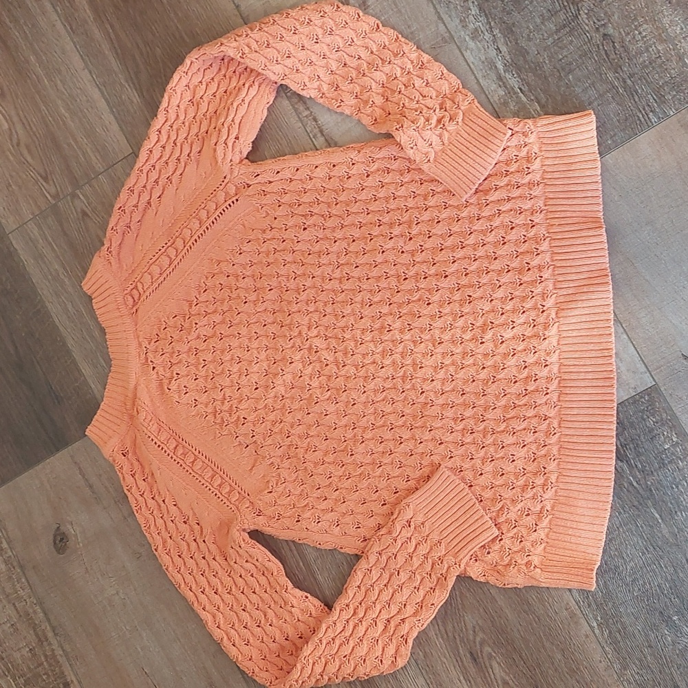 Sweater - Picture 6 of 6
